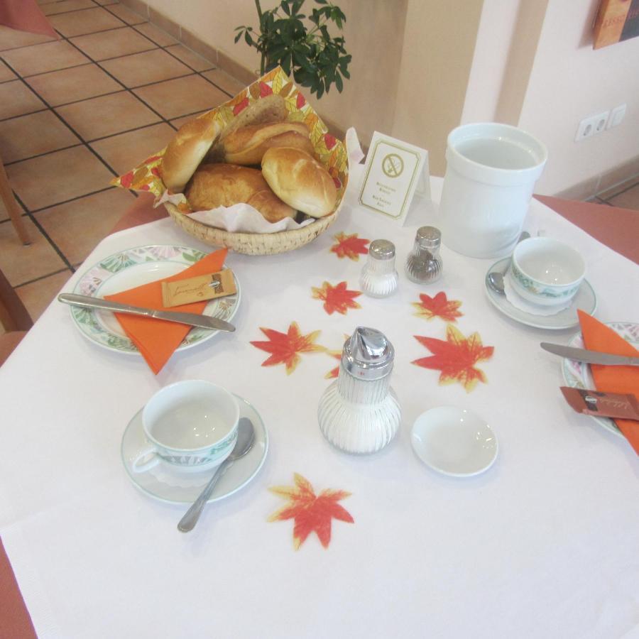 אכינג Hotel Angermeier Garni מראה חיצוני תמונה