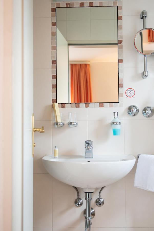 אכינג Hotel Angermeier Garni מראה חיצוני תמונה